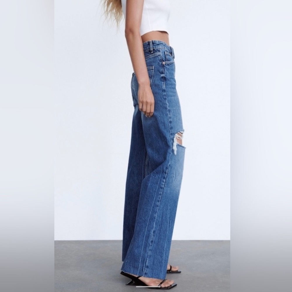 Zara Wide-Leg Flared Blue Distressed Jeans